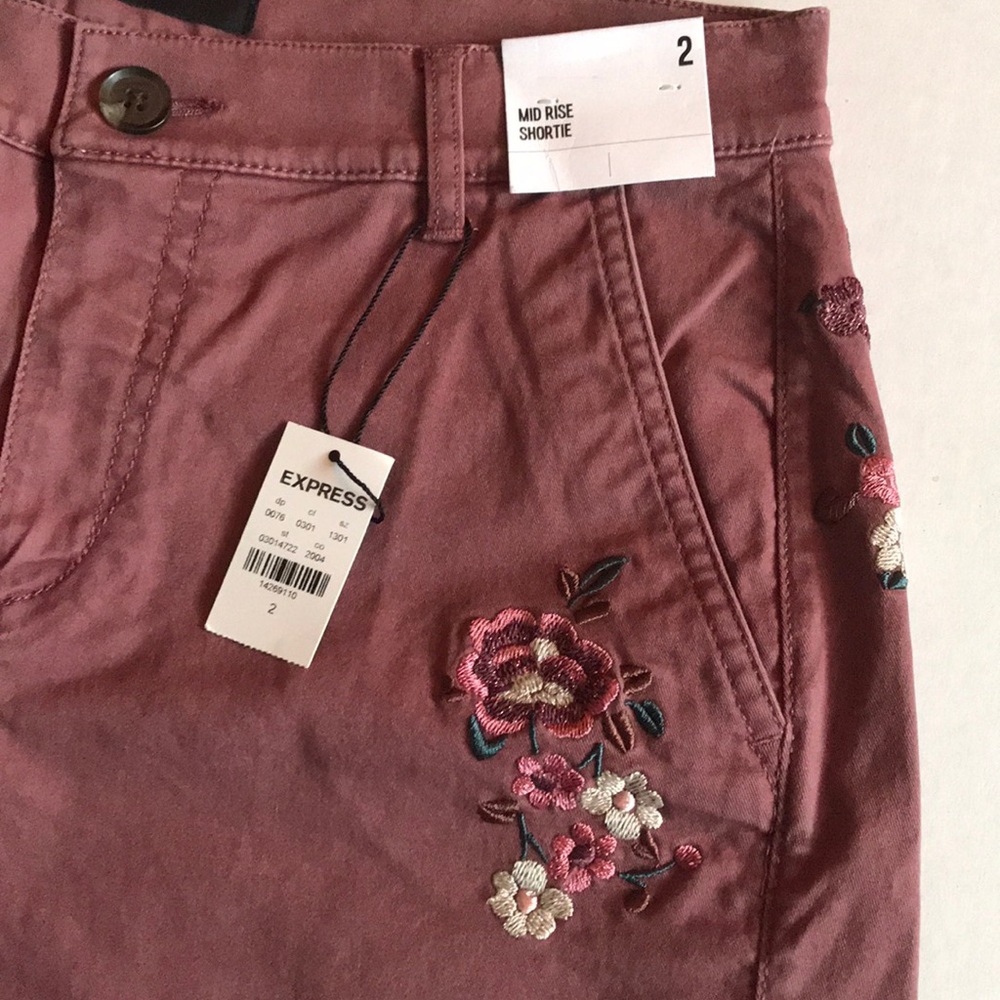 Express Embroidered Mid Rise Shorts - Picture 2 of 6